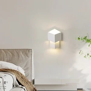 PDTEND Simple Style Warm White Indoor Bedroom Living Room Iron Acrylic 8w 10w Led Wall Lamp For Home