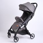 High quality multi-functional portable baby stroller to carry on the plane Hot Mama folding portable baby stroller